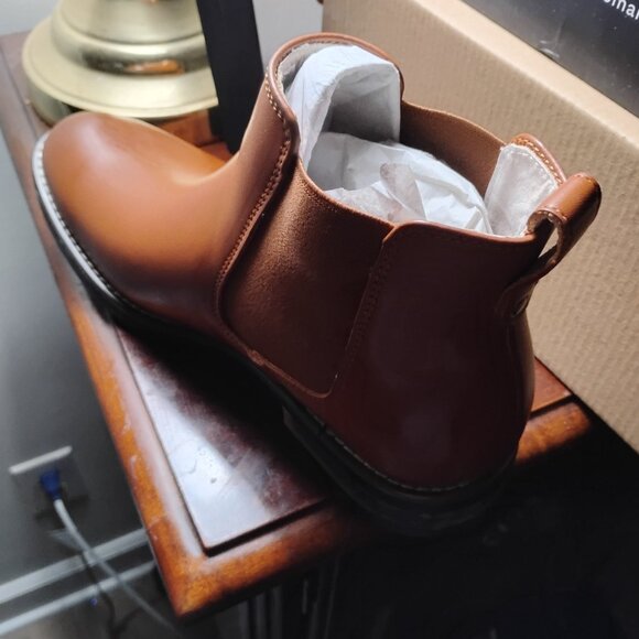 Boots brand new - Picture 2 of 2